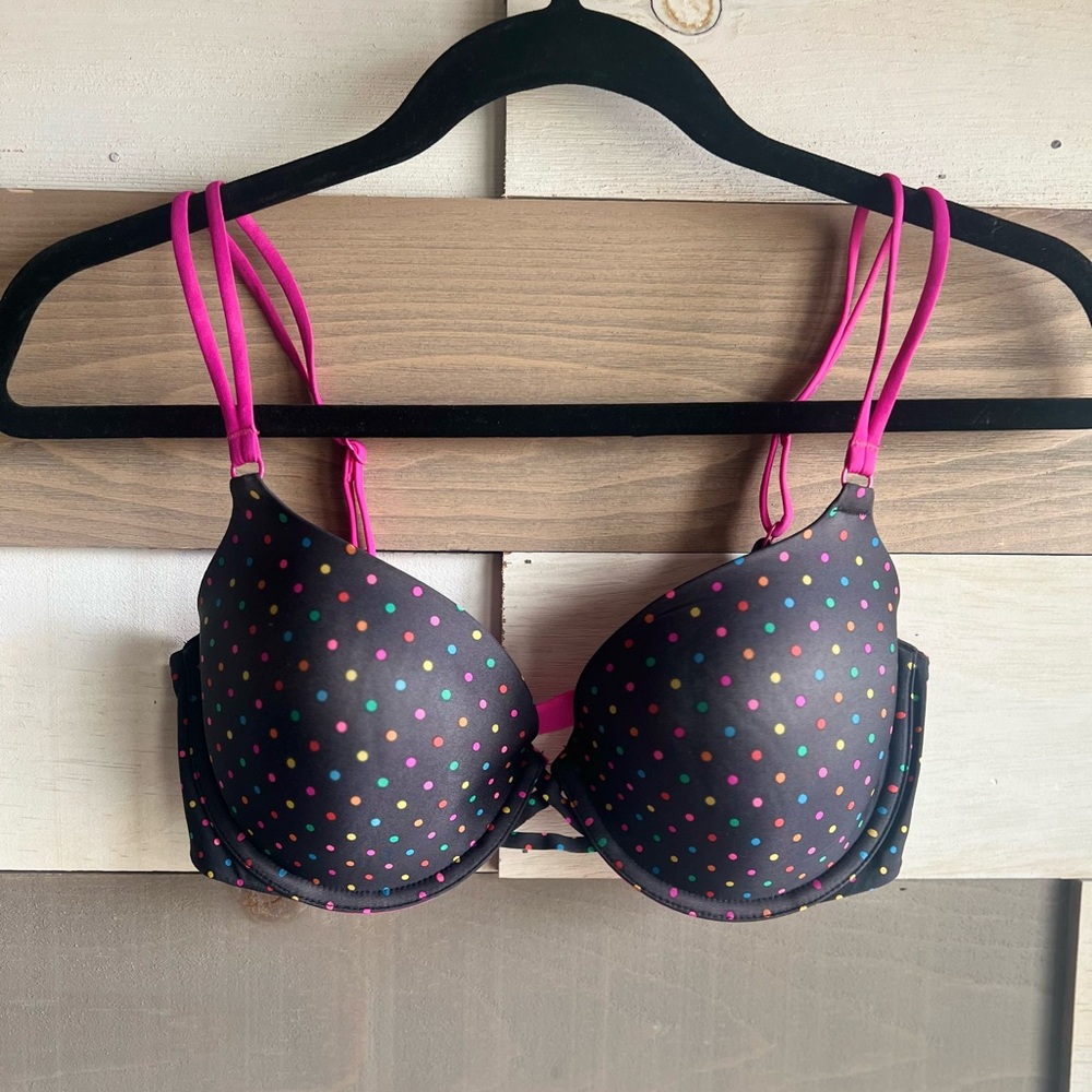 Victoria’s Secret Polka-dot bra
